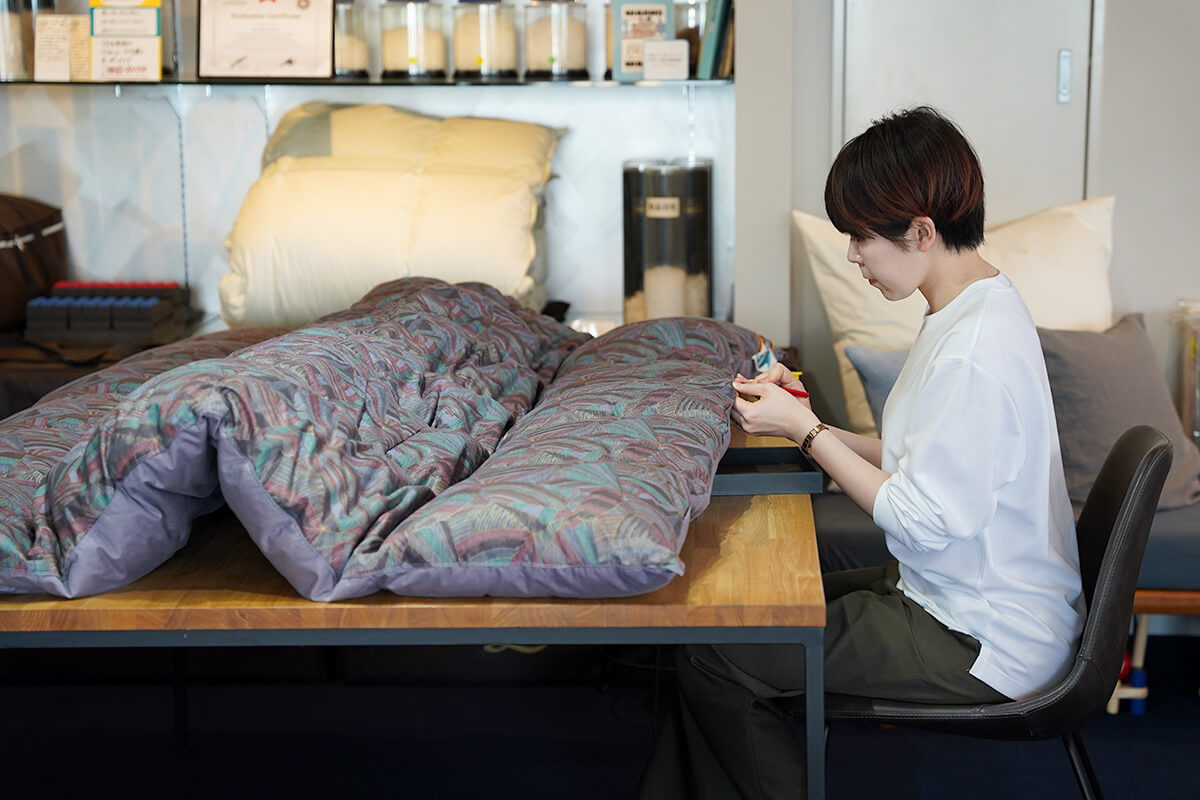 ずっと使っていなかった羽毛布団をリフォームできる？海外製品でも対応いたします！