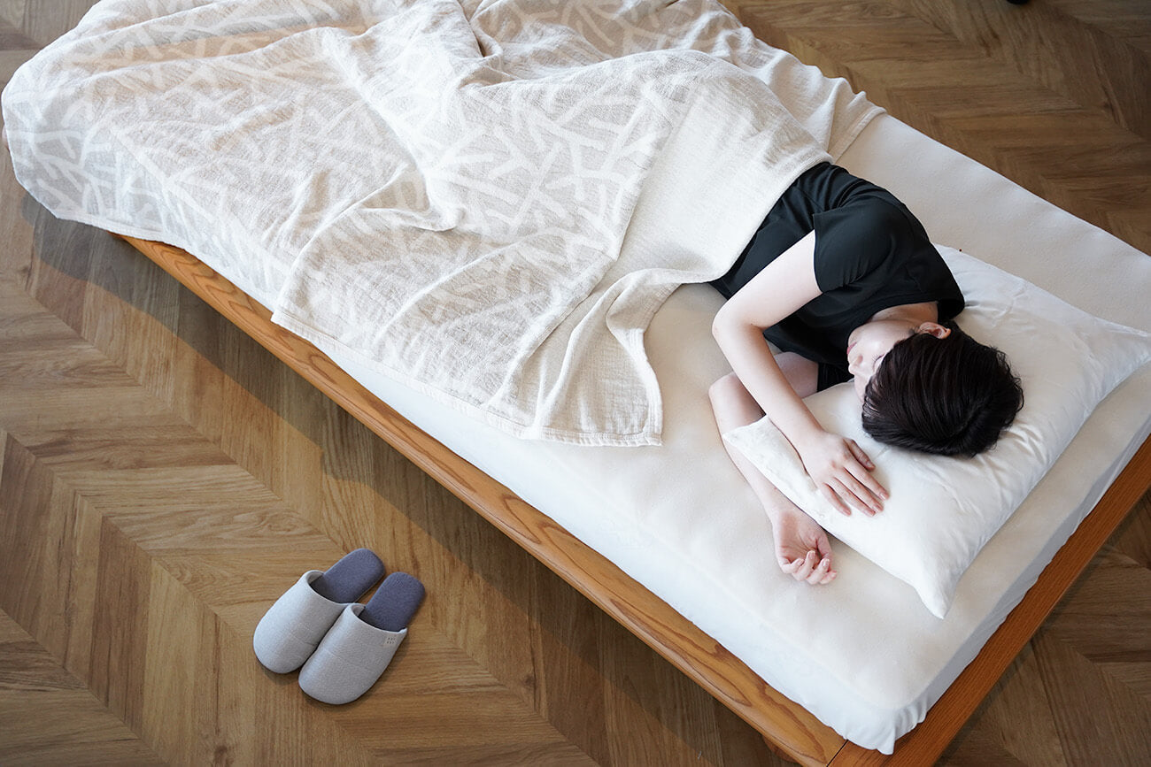 8月の暑さを乗り切る！快適な睡眠を実現する寝具の使い方